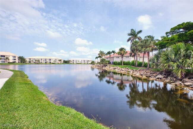 Building Photo - 9100 Southmont Cove