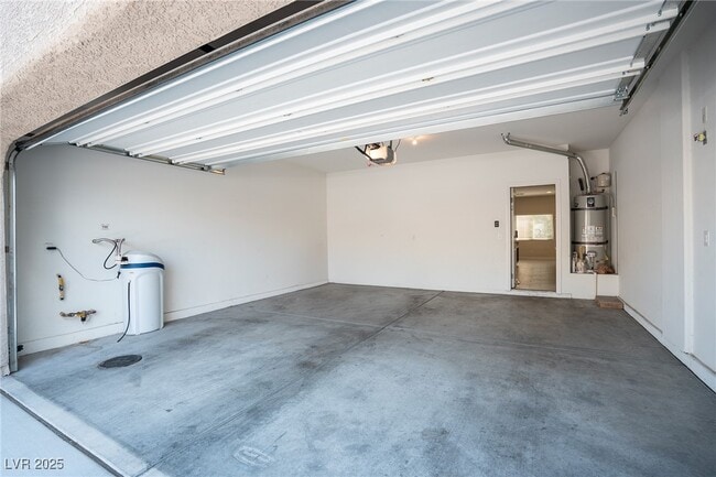 Building Photo - 9419 Sparkling Wing Ct
