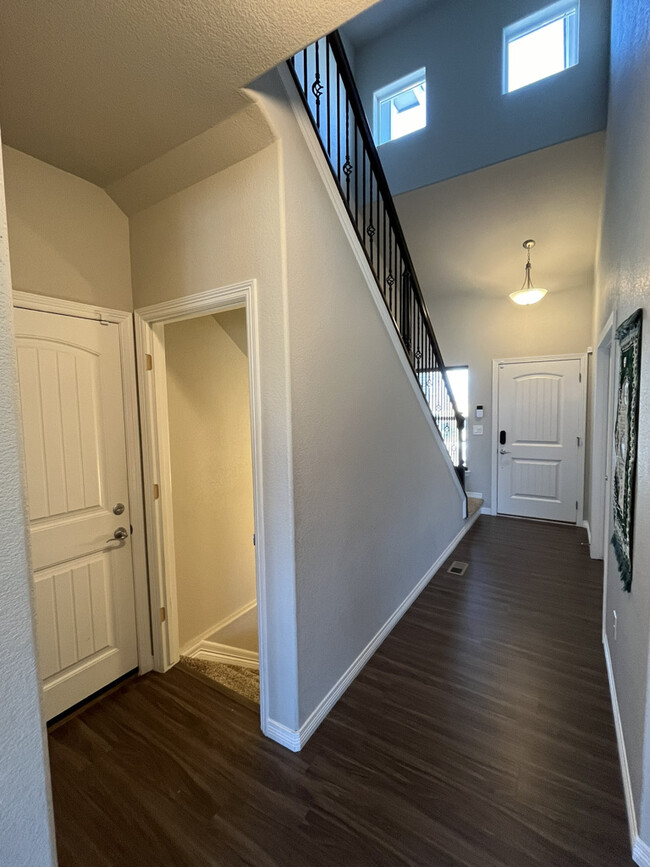 Building Photo - 6707 Volga Dr