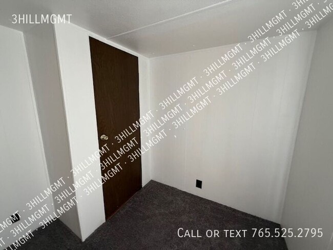 Building Photo - 41 Collins Dr