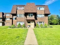 Building Photo - 8147 Ogden Ave