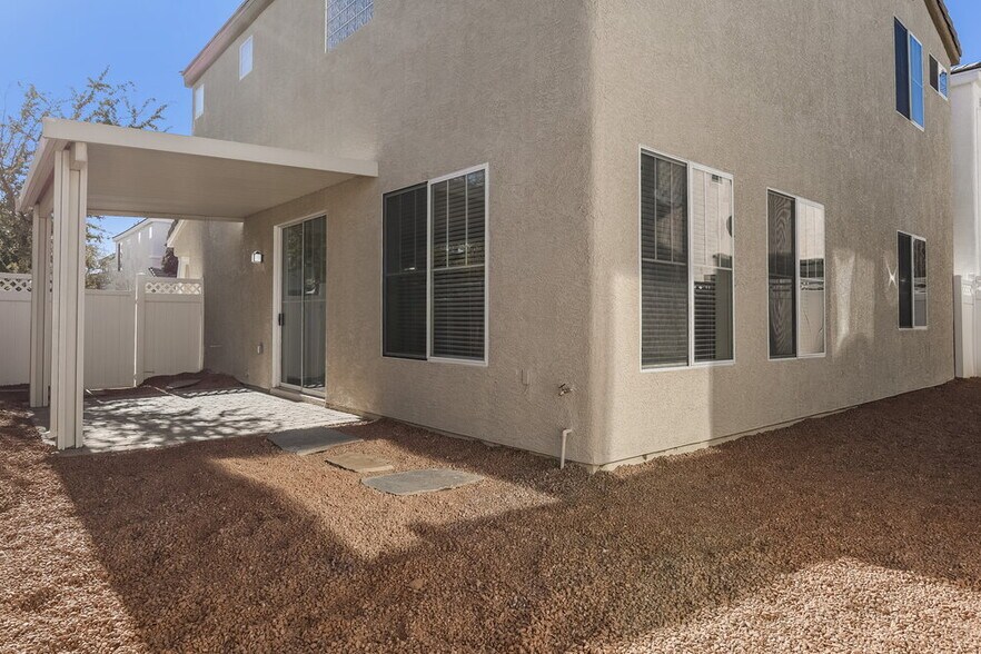 Building Photo - 6184 Winston Falls Ave