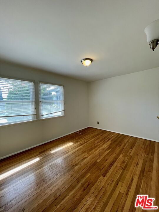 Building Photo - 5954 W 85th Pl