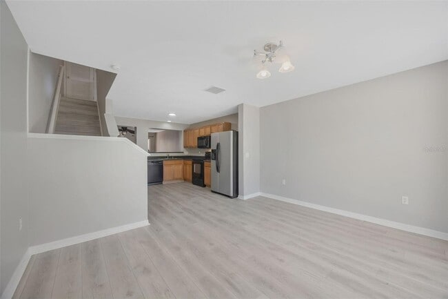 Building Photo - 6831 Dartmouth Hill St