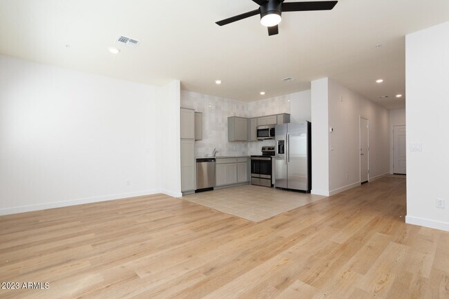 Building Photo - 2169 W Harmont Dr