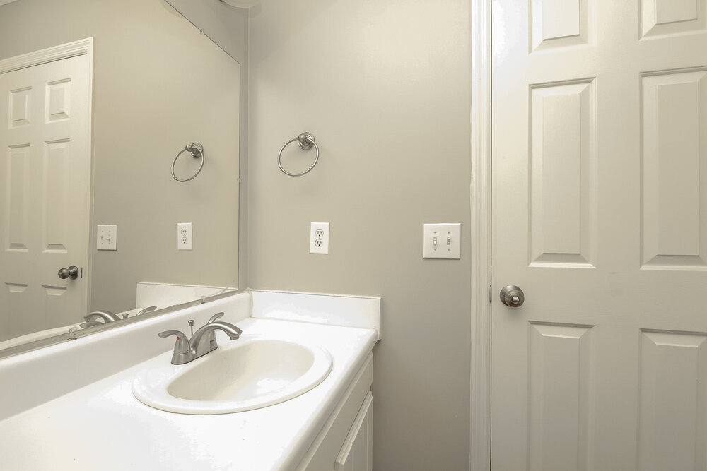 Building Photo - 1107 Lillian Ct