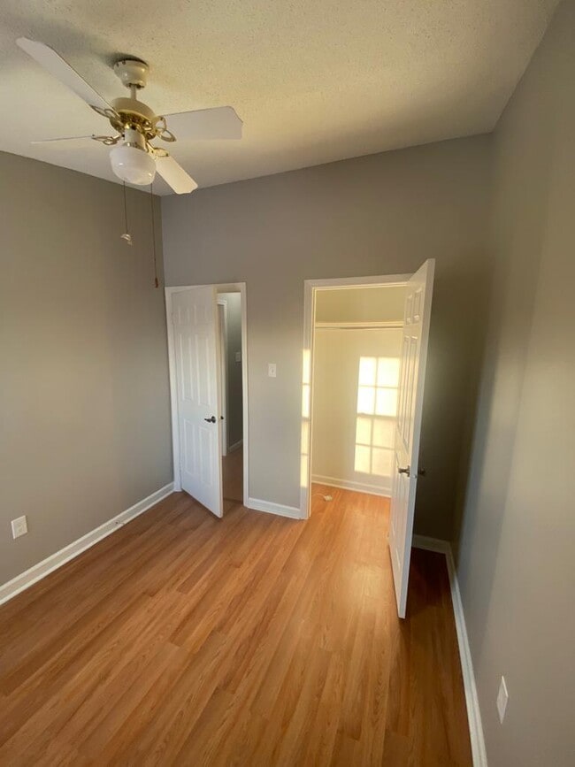 Building Photo - 19 Heron Ct