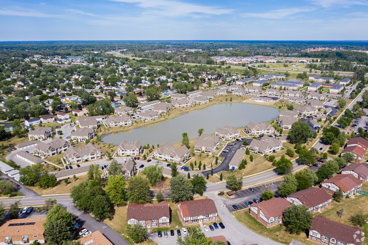 Deer Lakes Apartments Amherst
