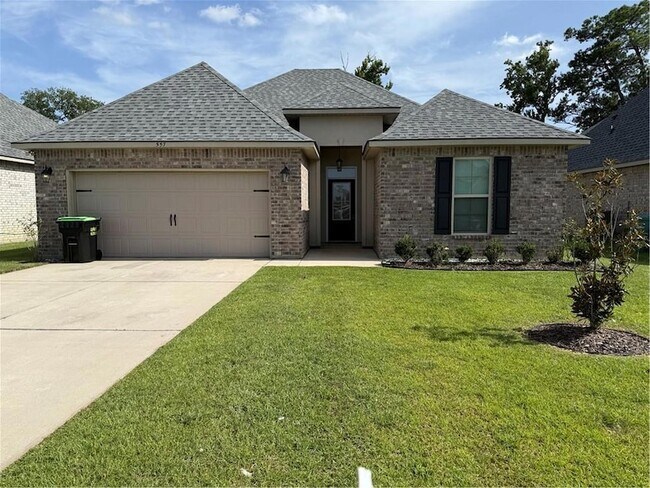 Building Photo - 557 Claiborne Trails Dr