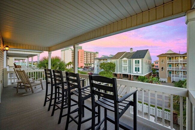 Building Photo - 113A S Yaupon Dr