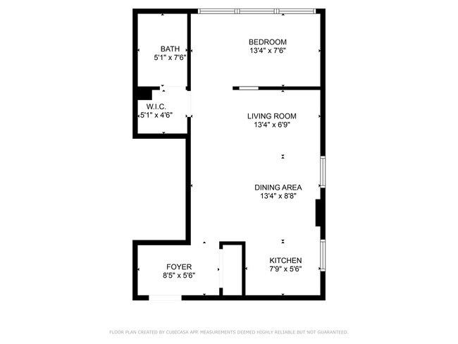 Building Photo - 253 E Delaware Pl