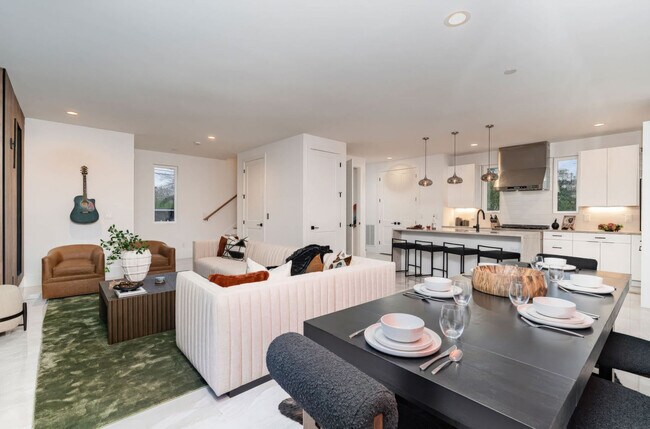 Building Photo - 48 Fern Ave