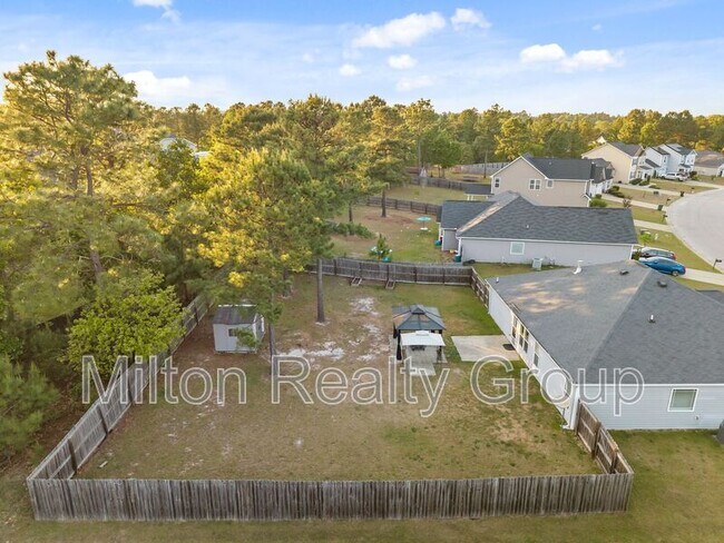 Building Photo - 111 Angel Oak Dr