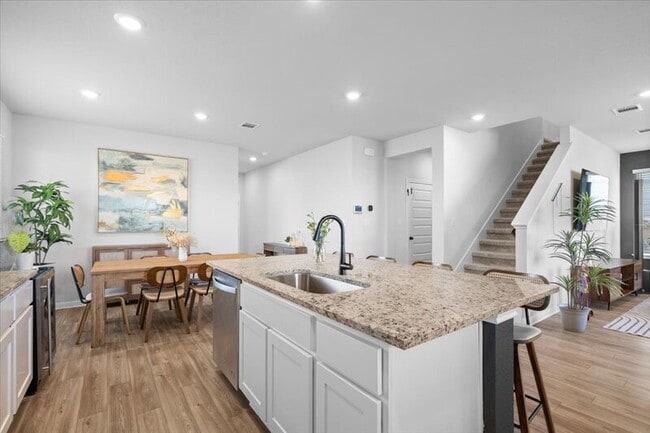 Building Photo - 2120 Alice Jay Wy