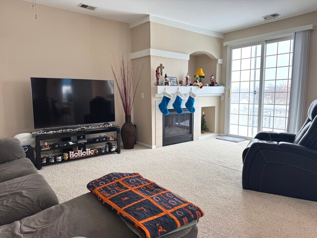 Building Photo - 4206 Savoy Ln