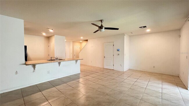 Building Photo - 9017 Alba Ln