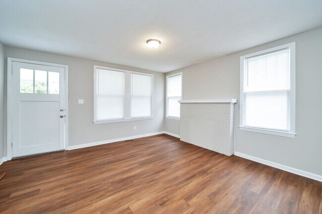 Building Photo - Spacious Hueytown Oasis – Country Feel, Ci...