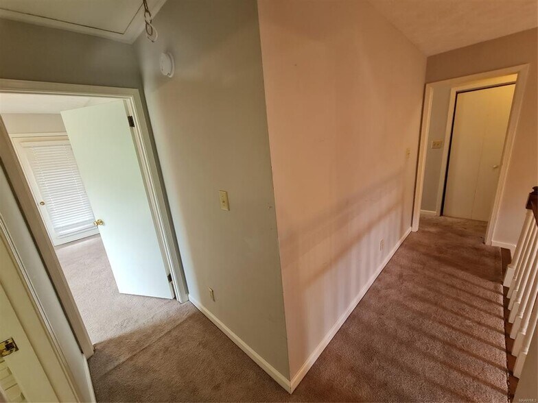 Building Photo - 1601 Cobblestone Ct