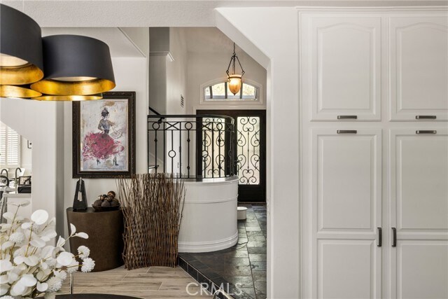 Building Photo - 2281 Orchard Dr