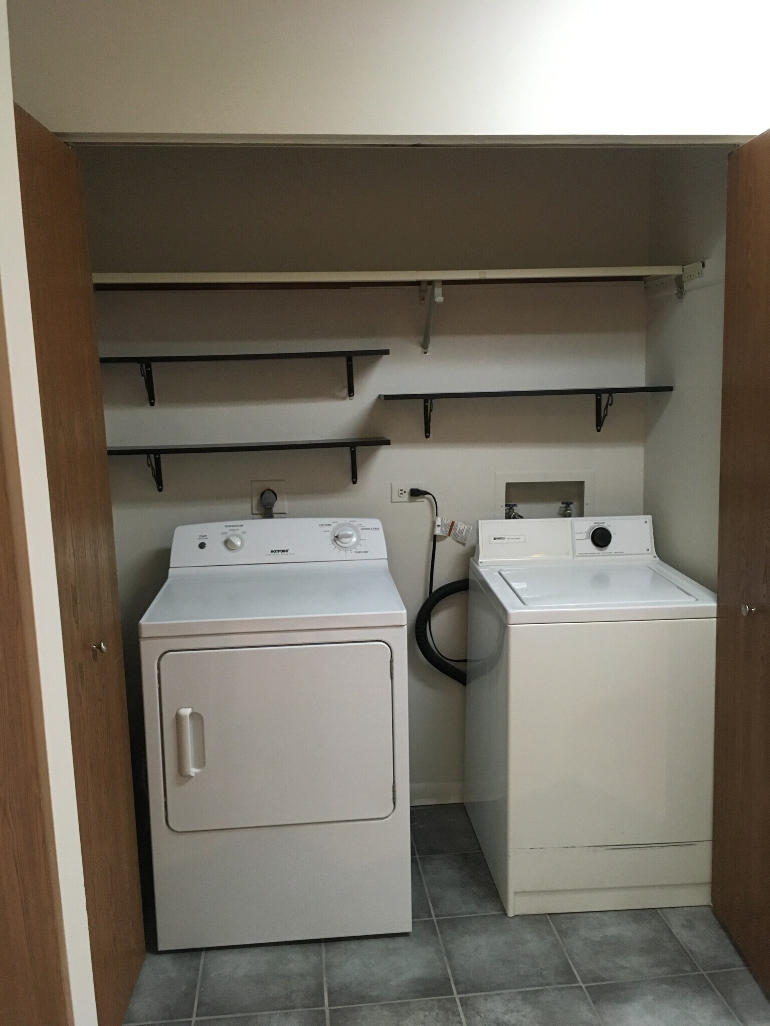 Building Photo - 1374 E Wyndham Cir