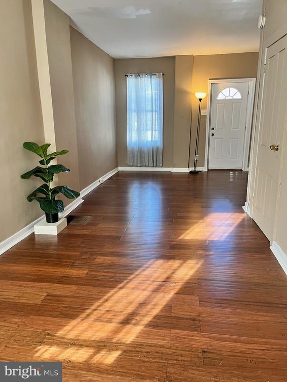 Building Photo - 1624 Fairview St