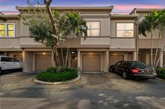 Building Photo - 854 Normandy Trace Rd