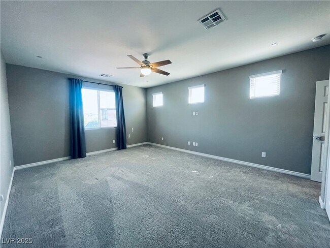 Building Photo - 930 Bayberry Ridge St