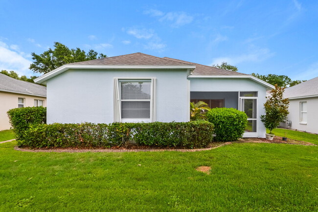 Building Photo - 6318 Yellow Top Dr