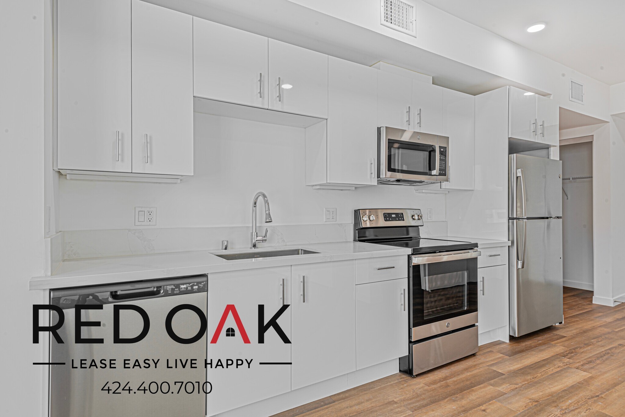 Building Photo - 1860 N Western Ave