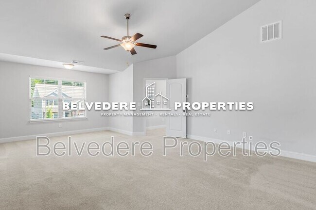 Building Photo - 5749 Marblehead Dr