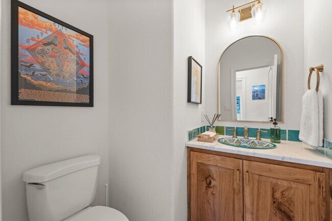 Building Photo - 1030 Daviot Dr