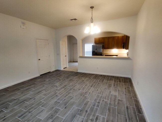 Building Photo - 11855 Deer Path Way
