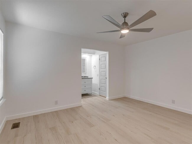 Building Photo - 1305 Apollo Rd