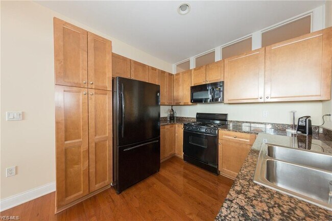 Building Photo - 16800 Van Aken Blvd