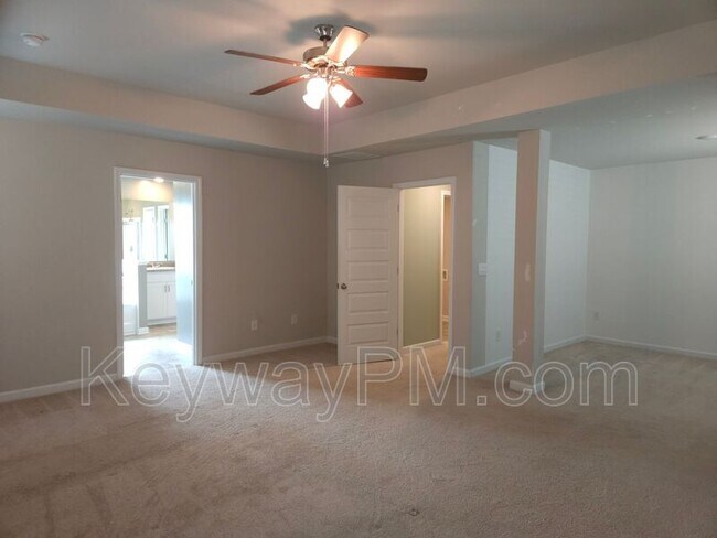 Building Photo - 4020 Crimson Pass