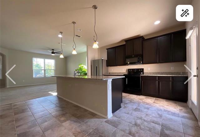 Building Photo - 1005 Holly Anne Ln