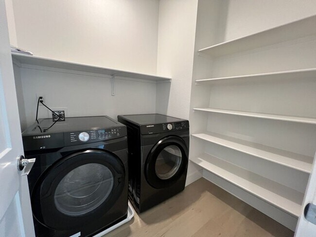 Building Photo - Brand New Three Bedroom Home in S. Reno