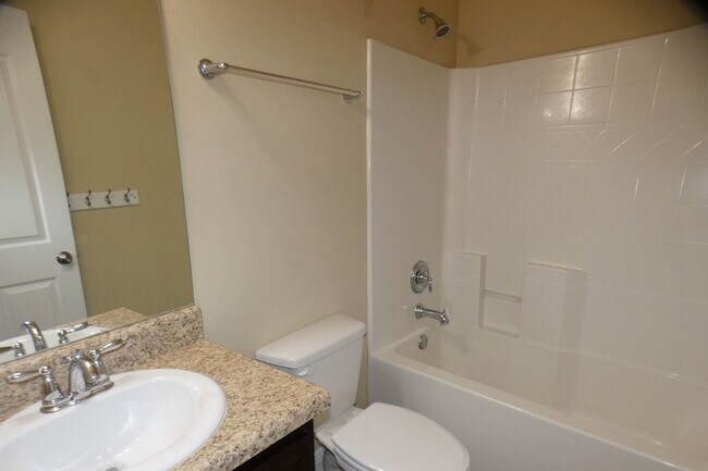 Building Photo - 3-Bedroom Home + Office/Flex Space