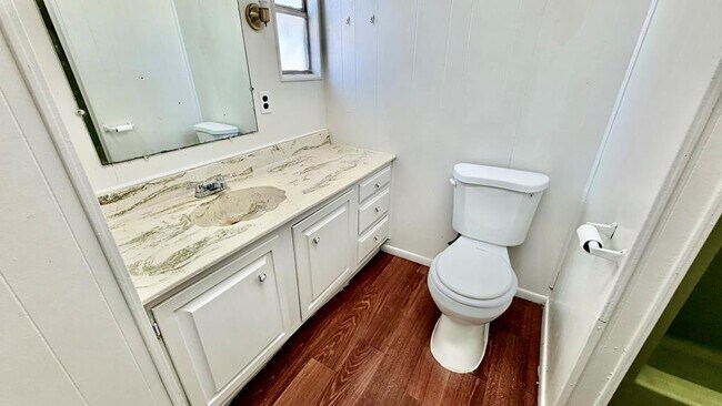 Building Photo - 3544-B W 15th St