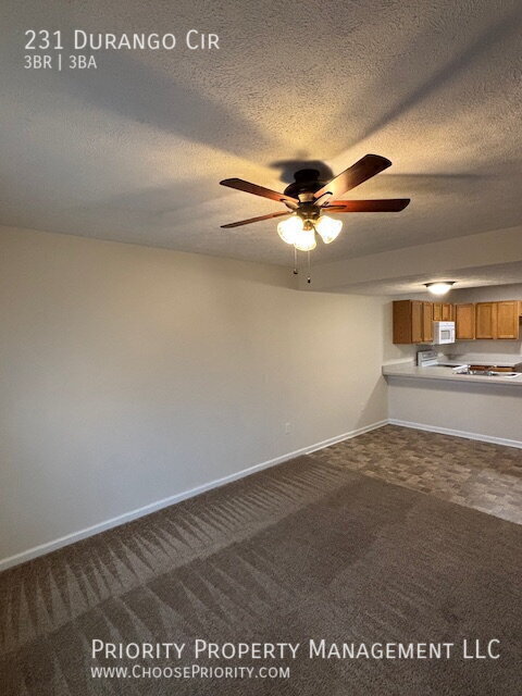 Building Photo - 231 Durango Cir