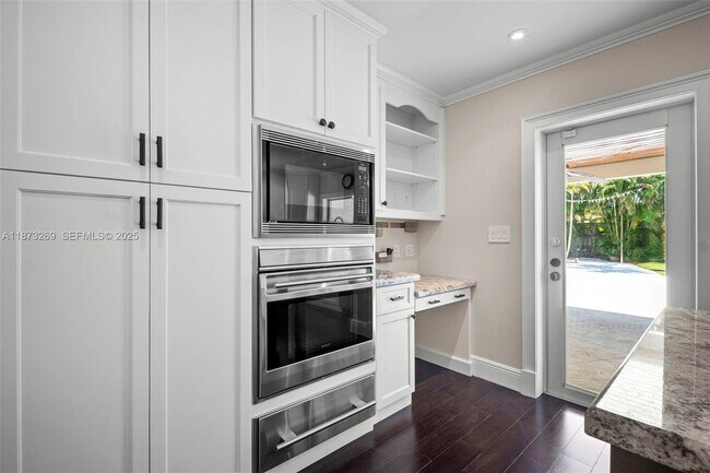 Building Photo - 8260 SW 95th St