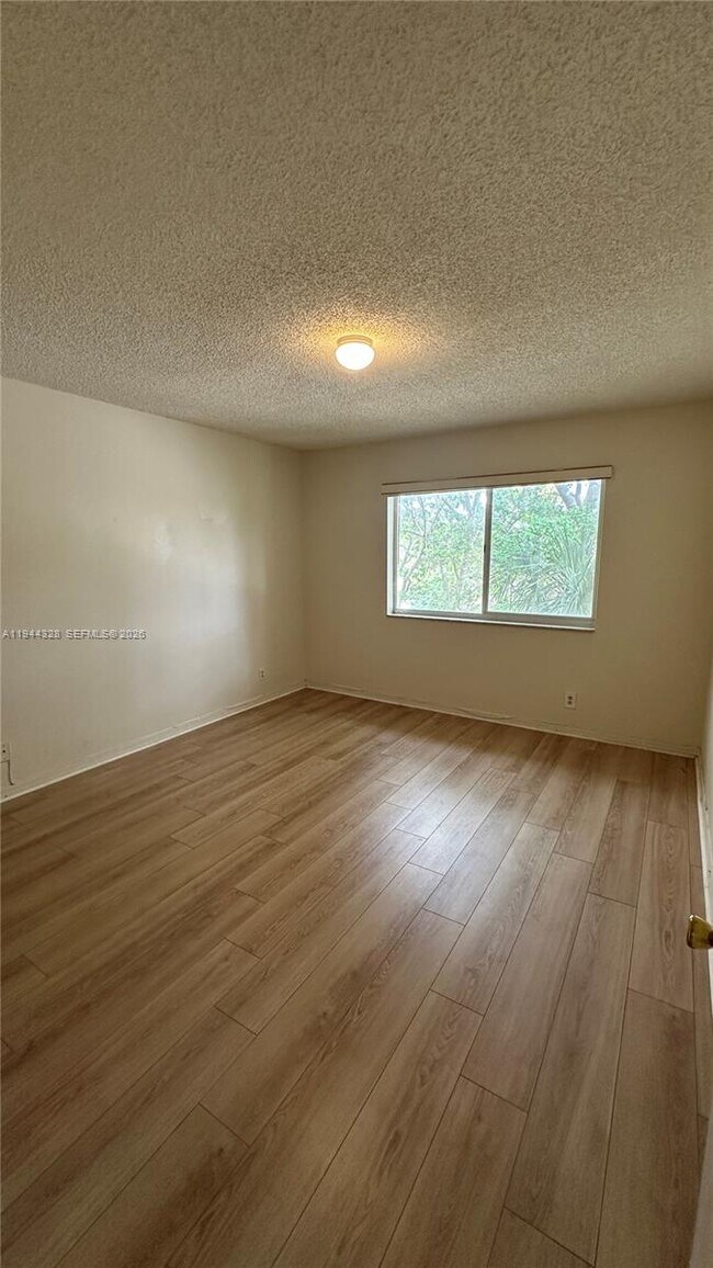 Building Photo - 3985 W McNab Rd