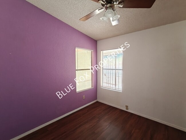 Building Photo - 9073 N Tiger Eye Way