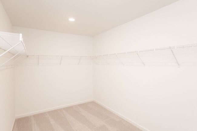Building Photo - Beautifully designed 3-bedroom, 2.5-bath e...