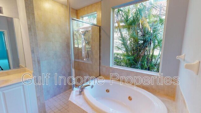 Building Photo - 7423 Riviera Cove
