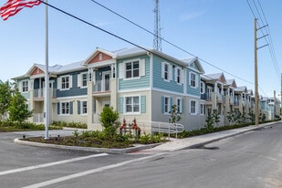 Building Photo - Lofts at Bahama Village