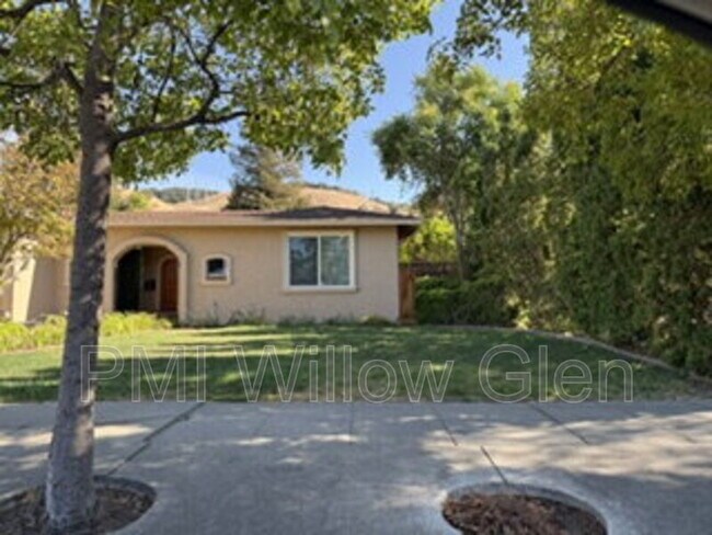 Building Photo - 536 Curie Dr