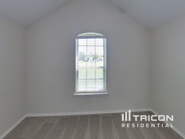Building Photo - 3107 White Horse Ct