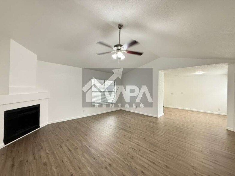 Building Photo - 7135-7135 Grassy Trail