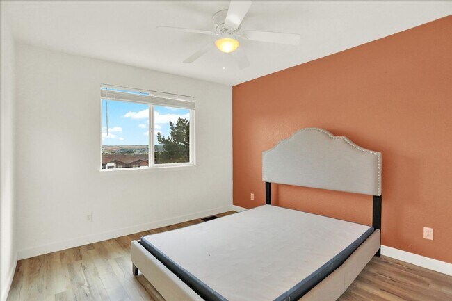 Building Photo - Stunning 3 Bedroom Home in Parker, Mountai...